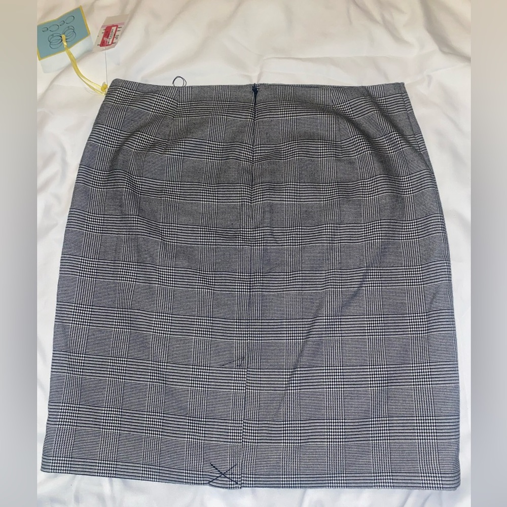 Brand new business caudal skirt!